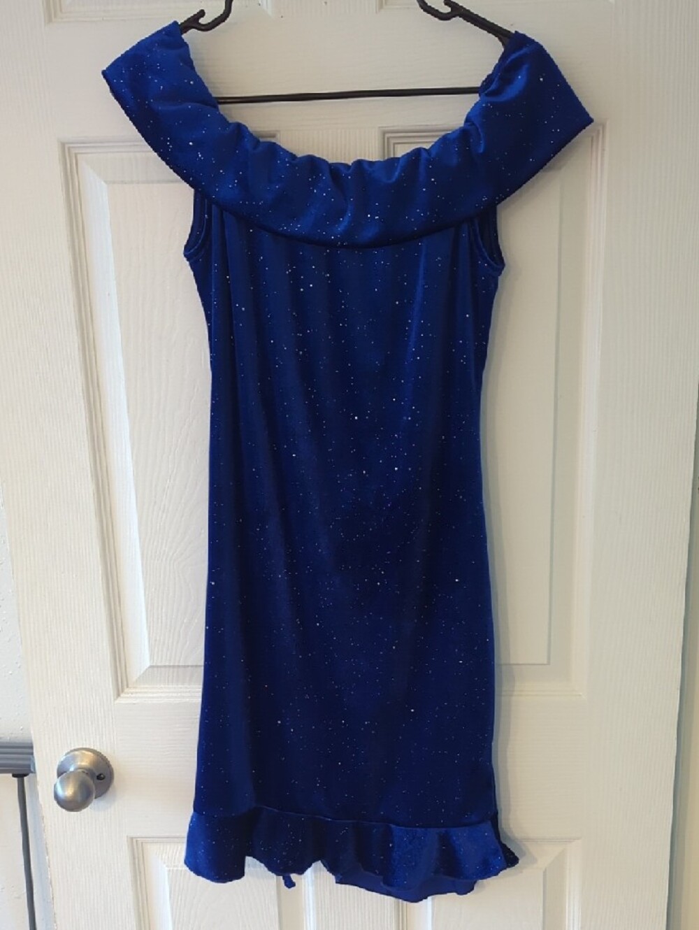 Off-Shoulder Ruched Cocktail Dress - Picture 4 of 5